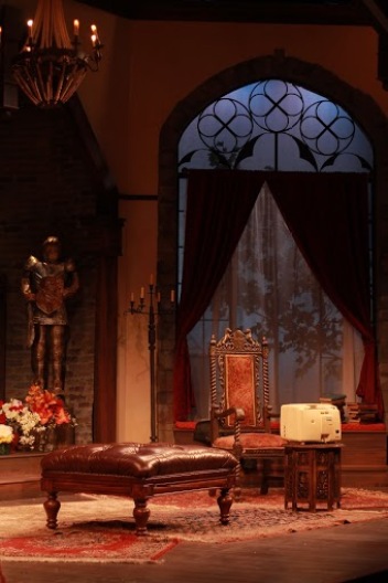 For I Hate Hamlet, the final show of the season, Ms. O'Brien stayed under budget by using many items from stock, borrowing from local connections, and reupholstering existing items.